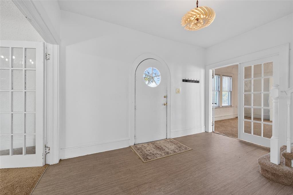 1616 Cres Ridge Road Daytona Beach, FL 32118 - Photo 6 of 40 a view of an empty room and window