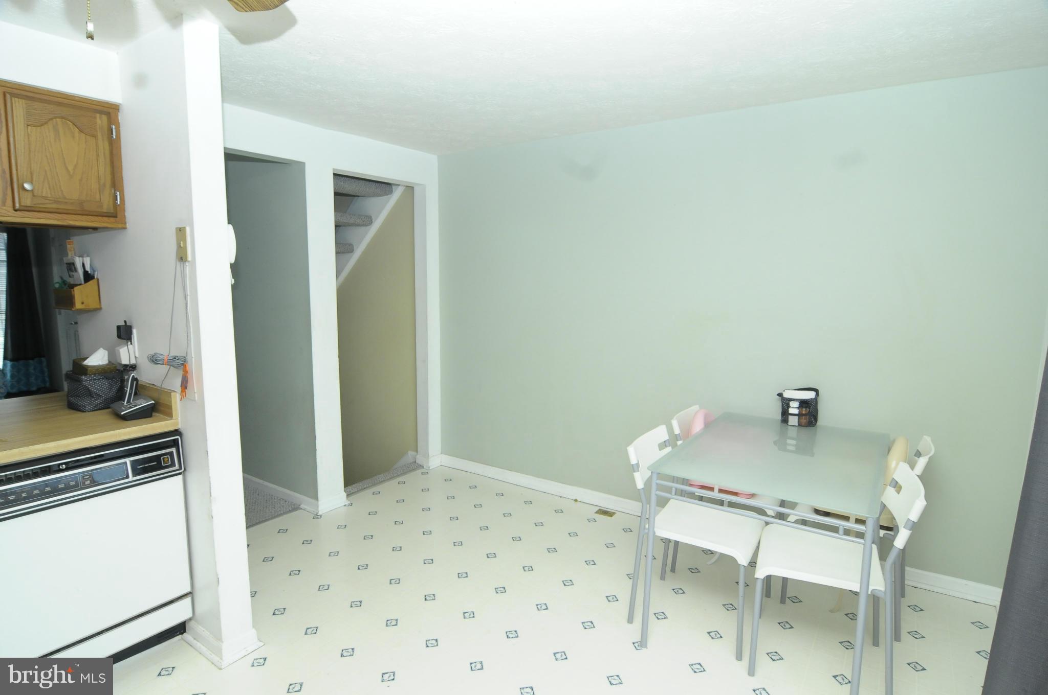 2250 Riding Crop Way Baltimore, MD 21244 - Photo 3 of 24 Kitchen