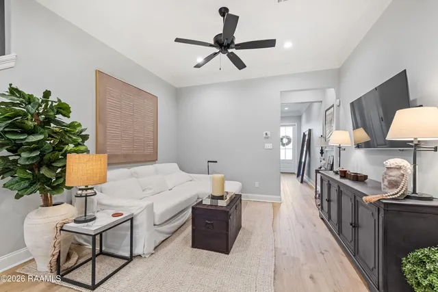 $300,000 | 312 Sandstone Avenue, Scott, LA 70583