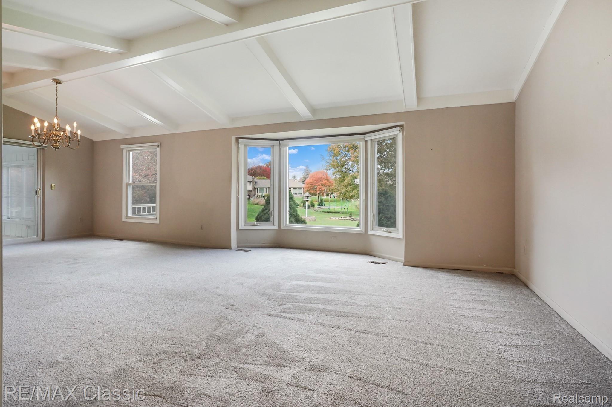 35152 Banbury Road Livonia, MI 48152 - Photo 21 of 33 DSC06817.jpg
