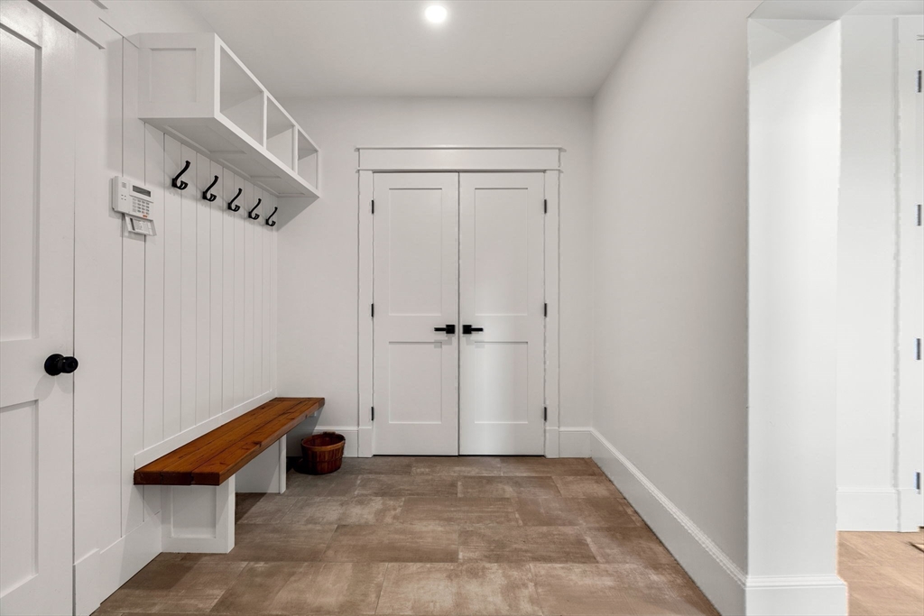 19 Conant Road Lincoln, MA 01773 - Photo 36 of 41