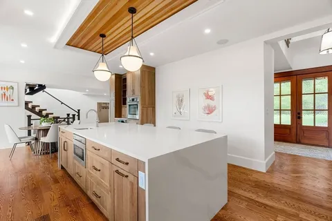 $3,525,000 | 19 Conant Road, Lincoln, MA 01773