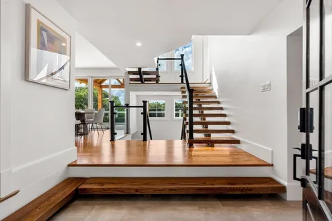 $3,525,000 | 19 Conant Road, Lincoln, MA 01773