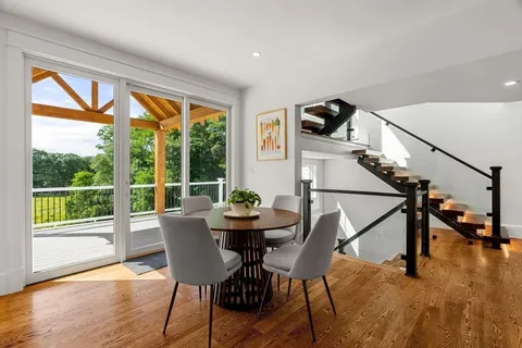 $3,525,000 | 19 Conant Road, Lincoln, MA 01773