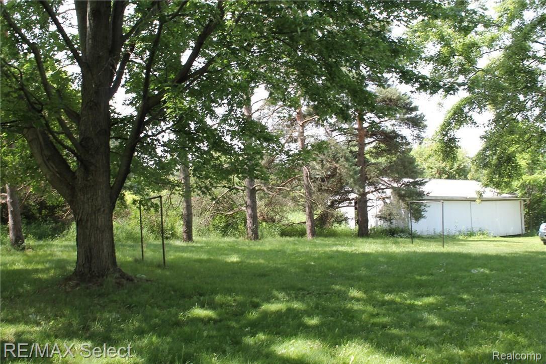 4492 East Cook Road Grand Blanc, MI 48439 - Photo 50 of 52 IMG_8092.JPG