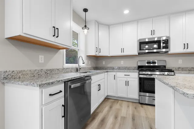 $374,900 | 7717 Cherry Hill Road, Cherry Valley, IL 61016