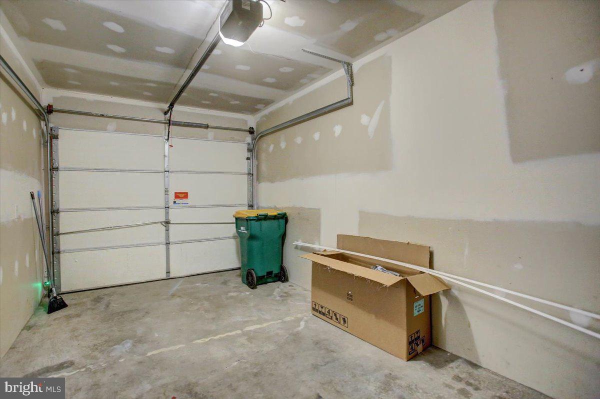 604 Fairview Avenue Waynesboro, PA 17268 - Photo 28 of 30 Spacious garage with potential.