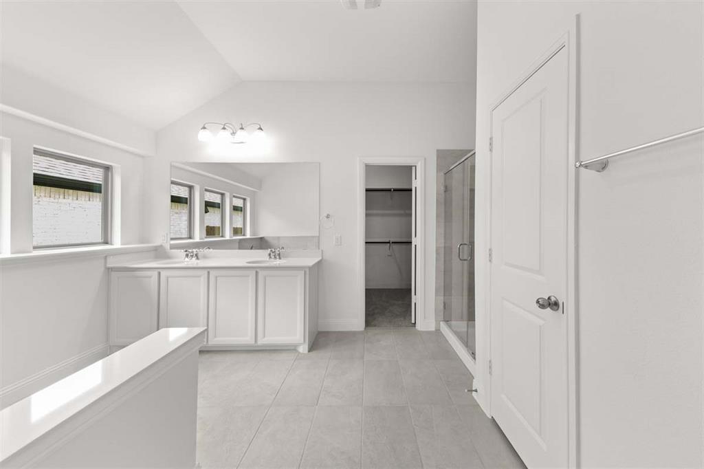 801 Trinity Street Van Alstyne, TX 75495 - Photo 13 of 18