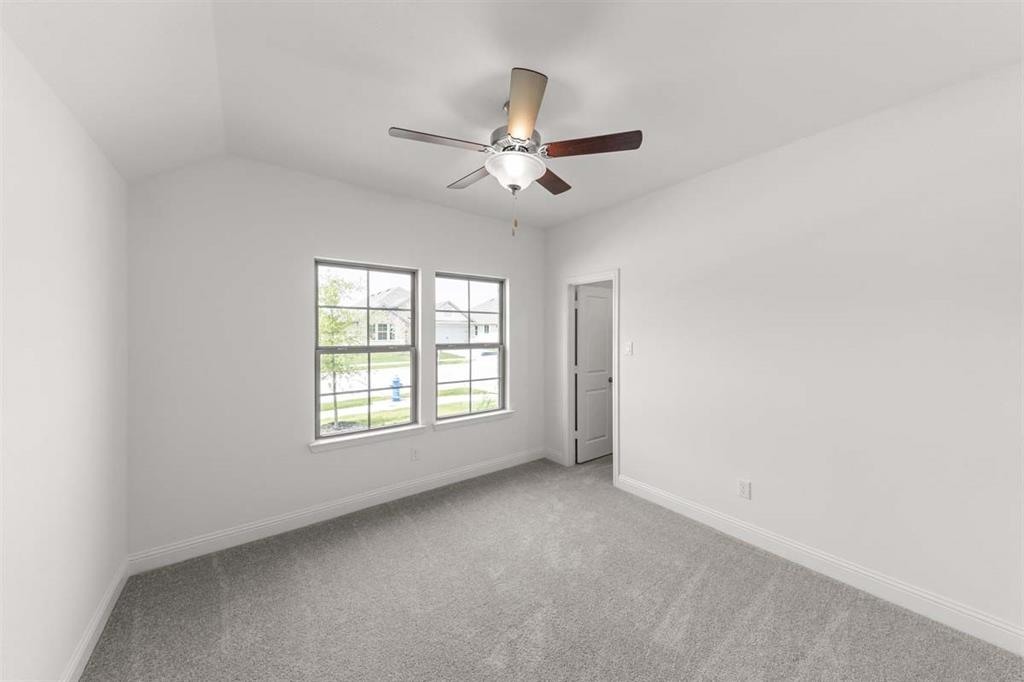 801 Trinity Street Van Alstyne, TX 75495 - Photo 15 of 18