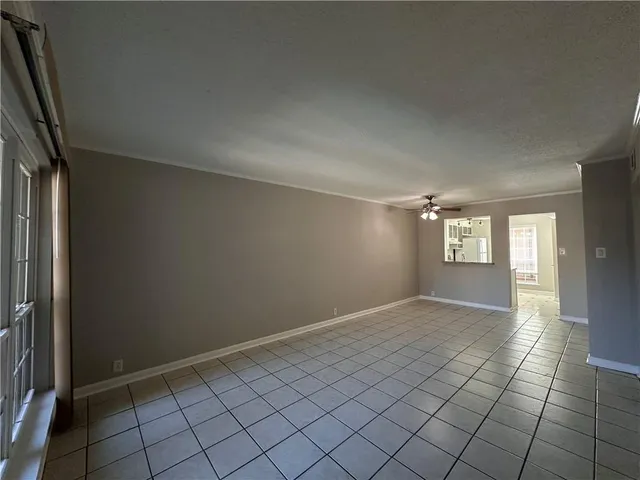 $1,450 | 3320 North Arnoult Road, Unit 213, Metairie, LA 70002