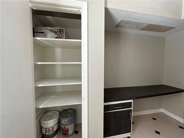 $1,450 | 3320 North Arnoult Road, Unit 213, Metairie, LA 70002
