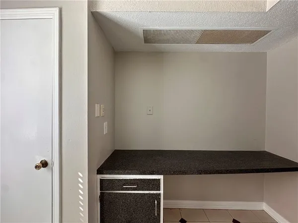 $1,450 | 3320 North Arnoult Road, Unit 213, Metairie, LA 70002