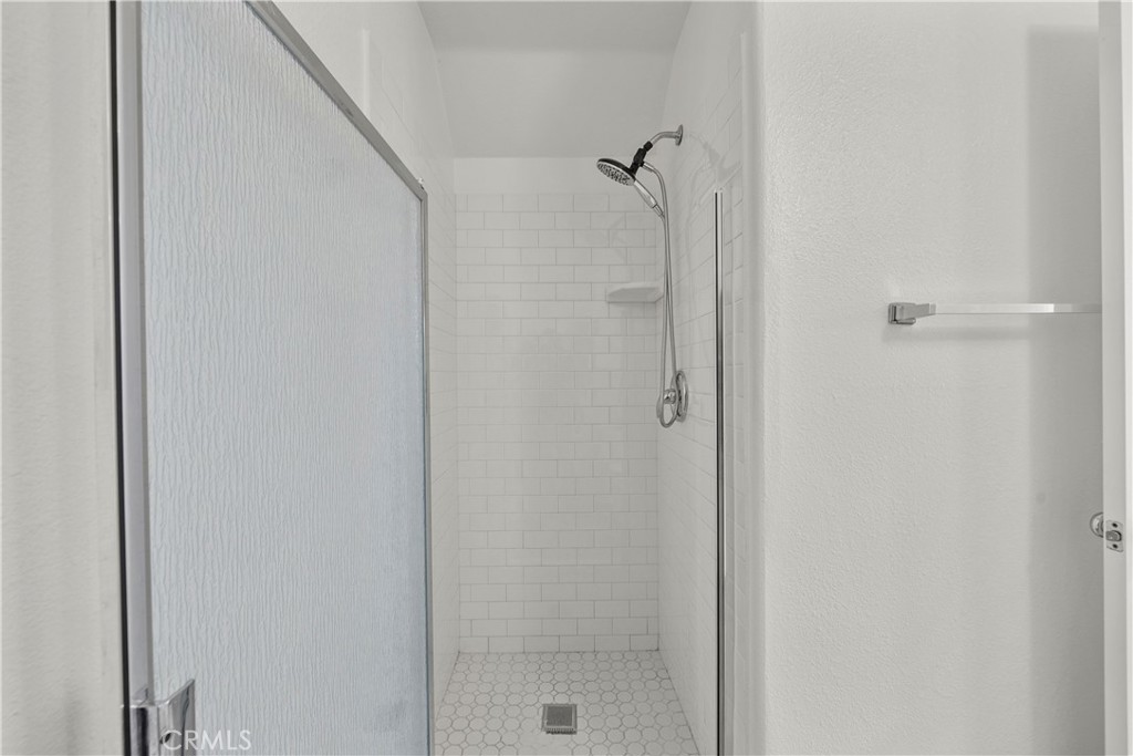 28454 Cascade Road Castaic, CA 91384 - Photo 20 of 56