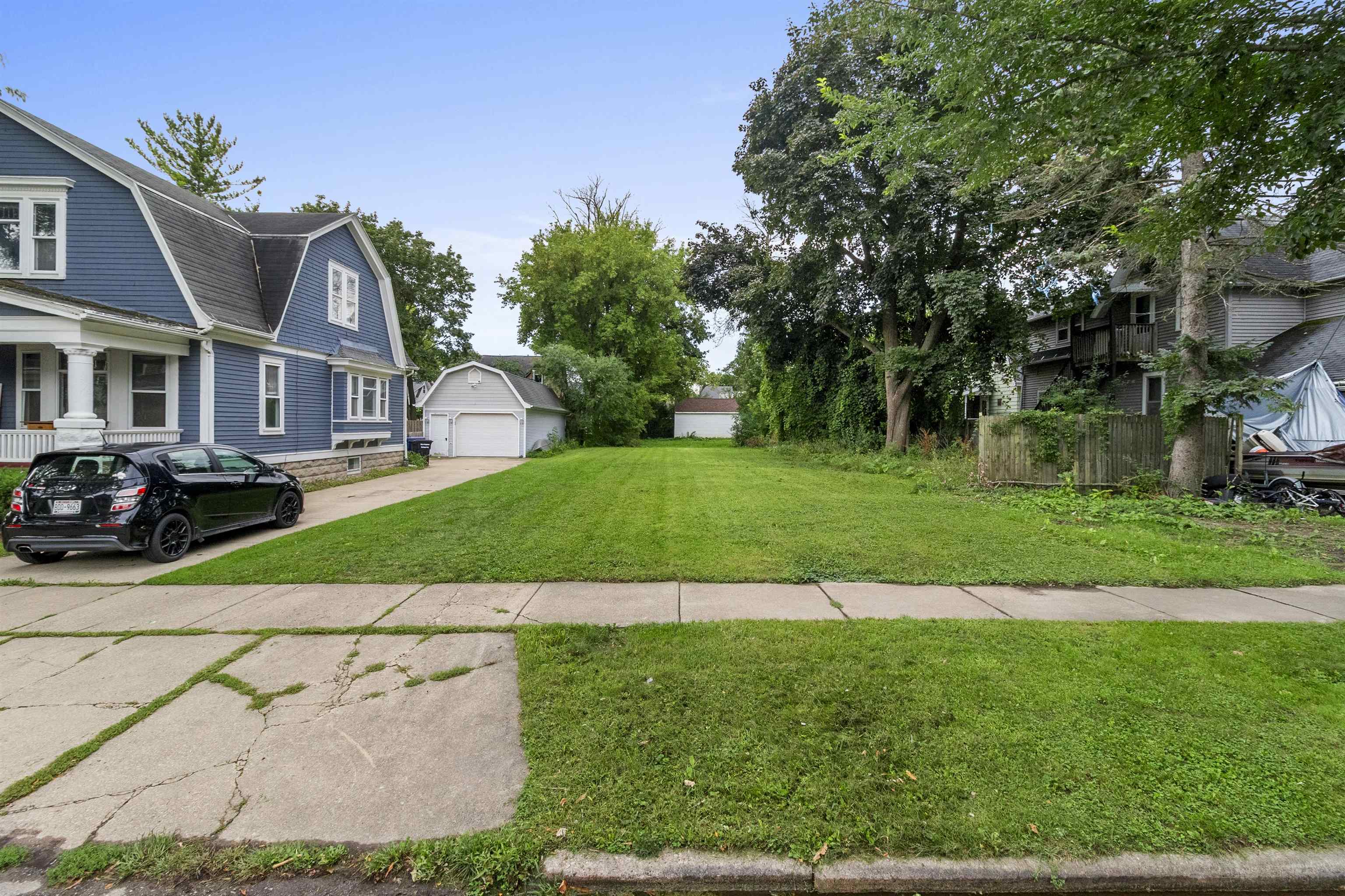 409 East Spring Street Appleton, WI 54911 - Photo 11 of 19 Gallery Image 11