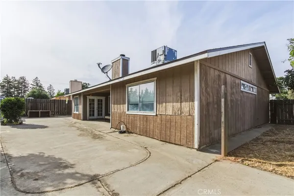 $395,000 | 1418 Nut Tree Road, Livingston, CA 95334