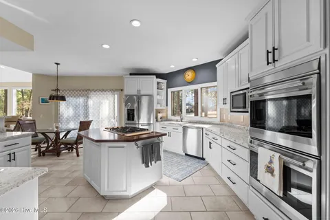 $865,000 | 65 Stoneykirk Drive, Pinehurst, NC 28374