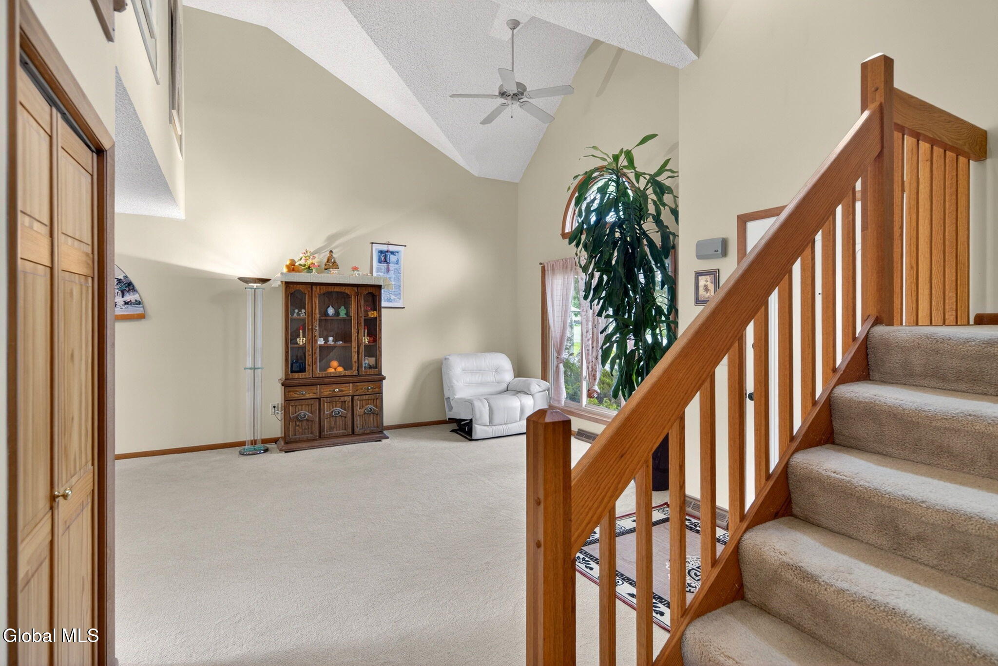 23 Rolling Hills Road Colonie, NY 12309 - Photo 5 of 27 Interior 02