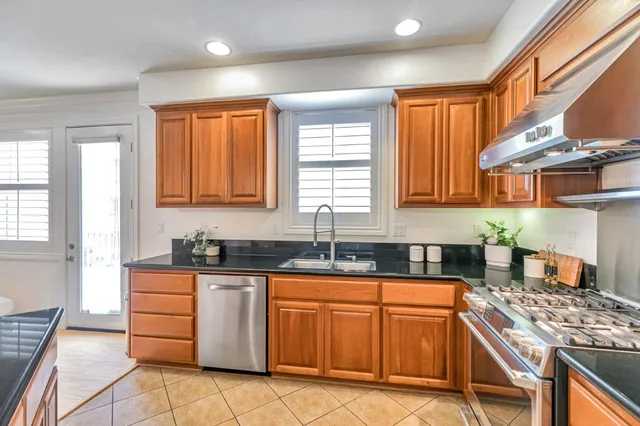 $1,428,000 | 1156 McKay Drive, San Jose, CA 95131