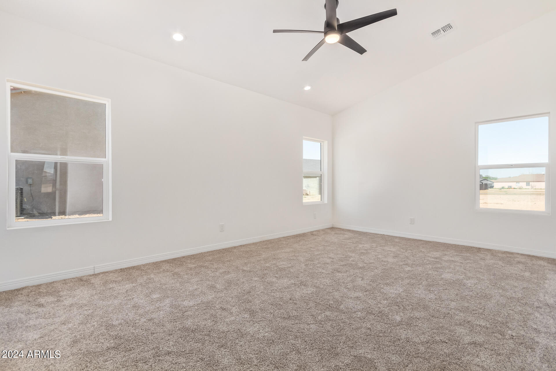 13681 South Del Rio Road Arizona City, AZ 85123 - Photo 11 of 28 16 - Del Rio