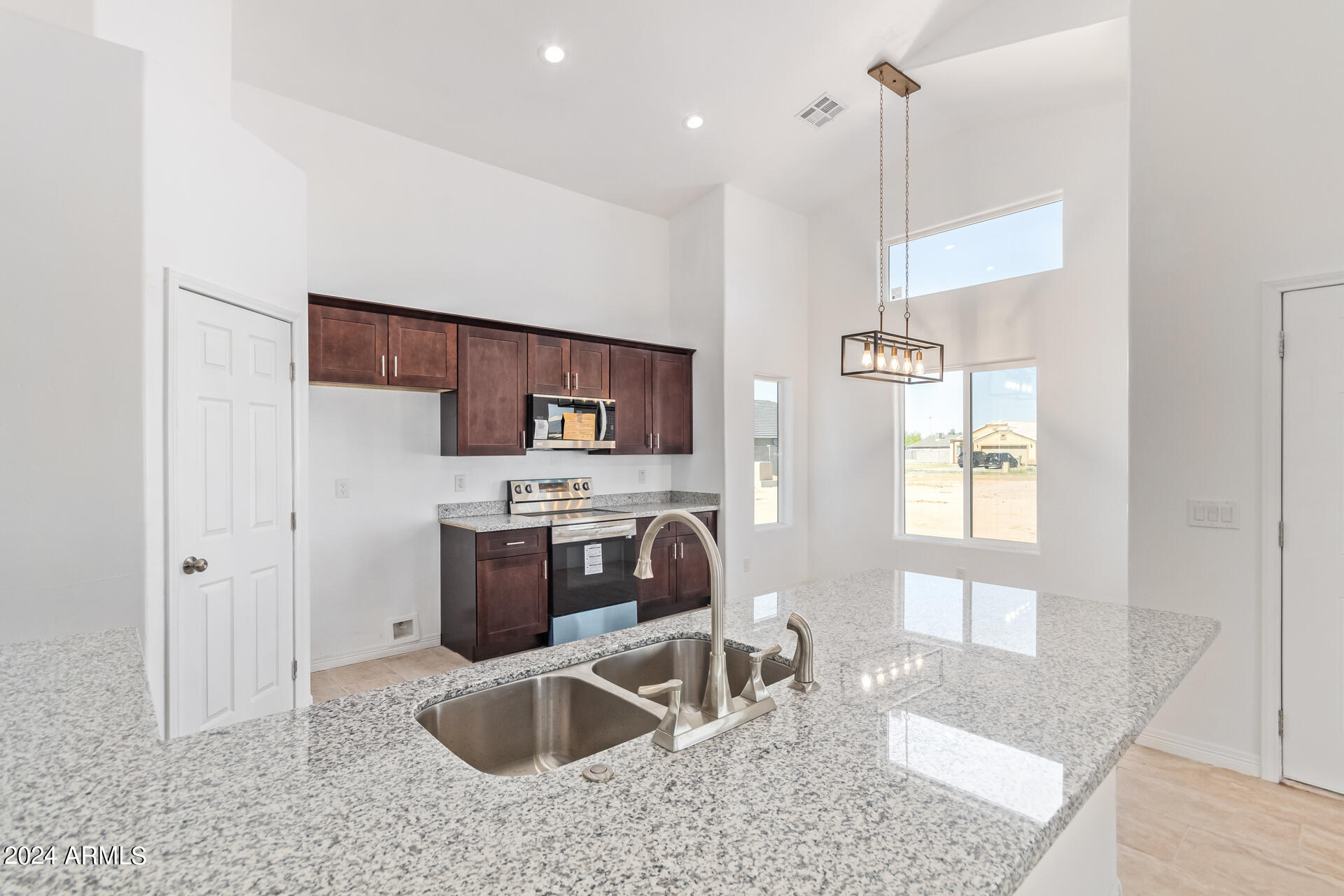 13681 South Del Rio Road Arizona City, AZ 85123 - Photo 8 of 28 13 - Del Rio