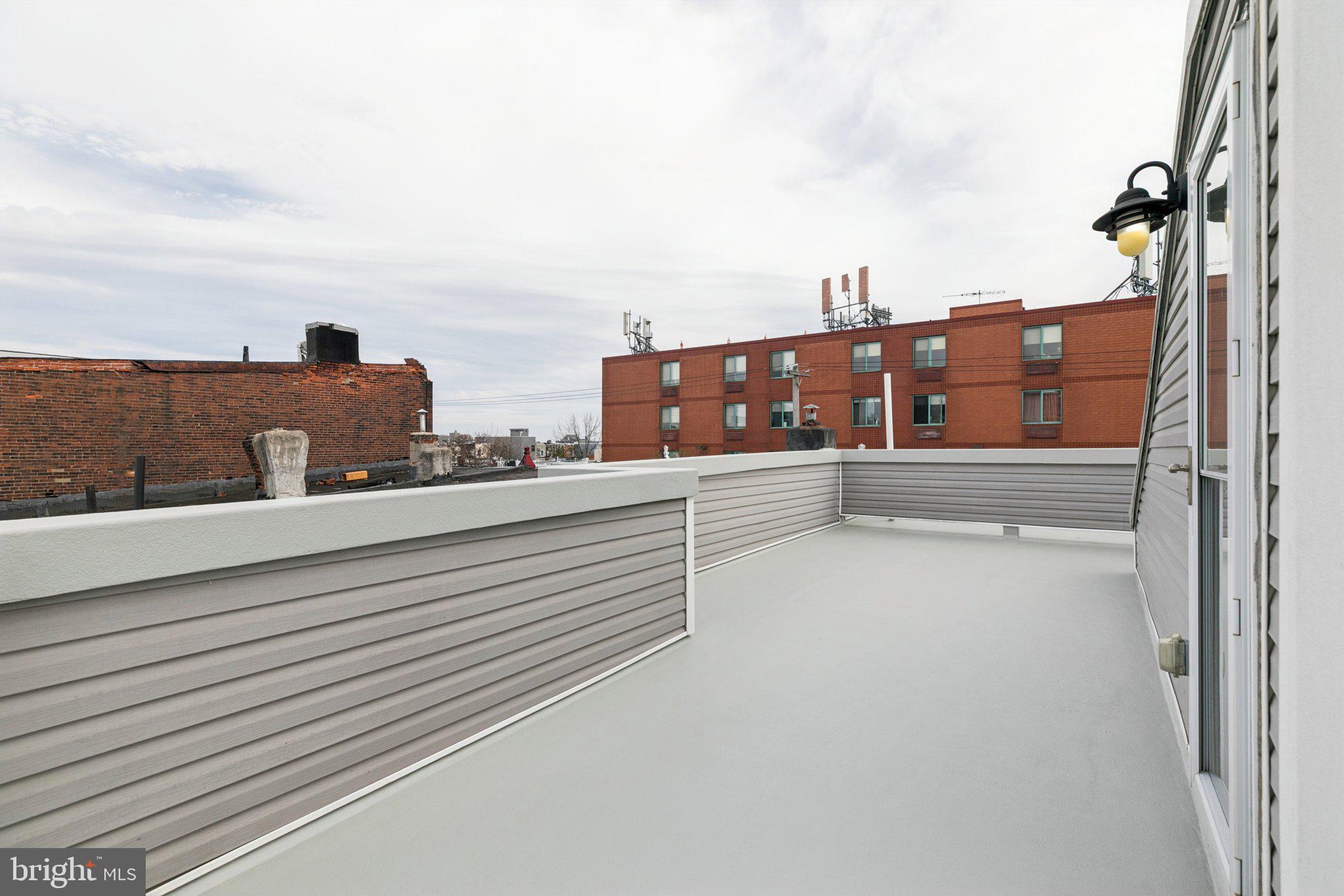 1537 Reed Street Philadelphia, PA 19146 - Photo 28 of 32 a view of terrace with city view
