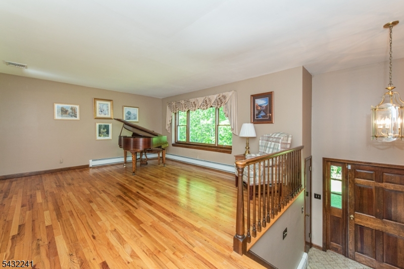 232 Ridge Road West Milford, NJ 07480 - Photo 11 of 50