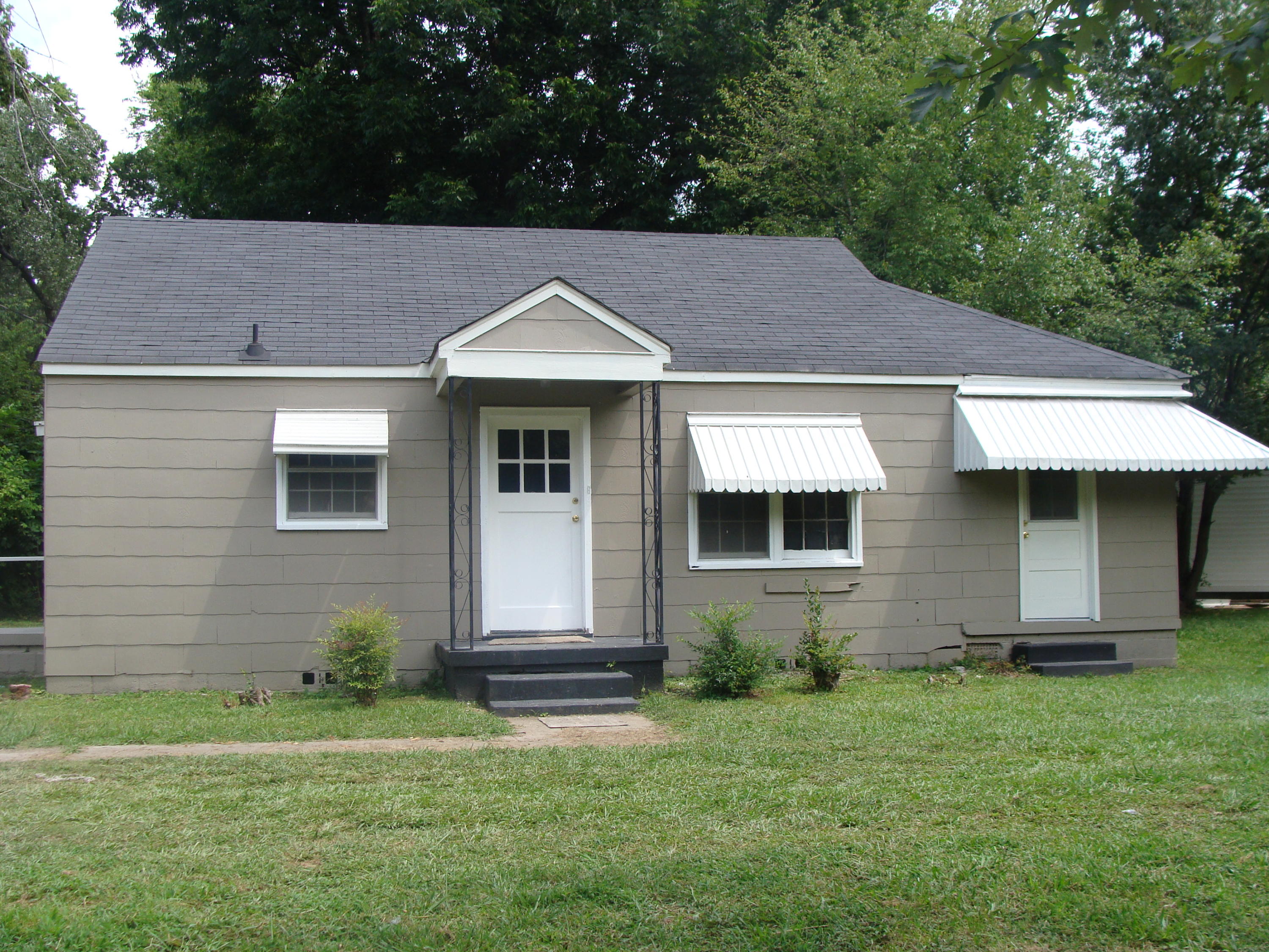 802 North Moore Road Chattanooga, TN 37411 - Photo 2 of 18 DSC08470