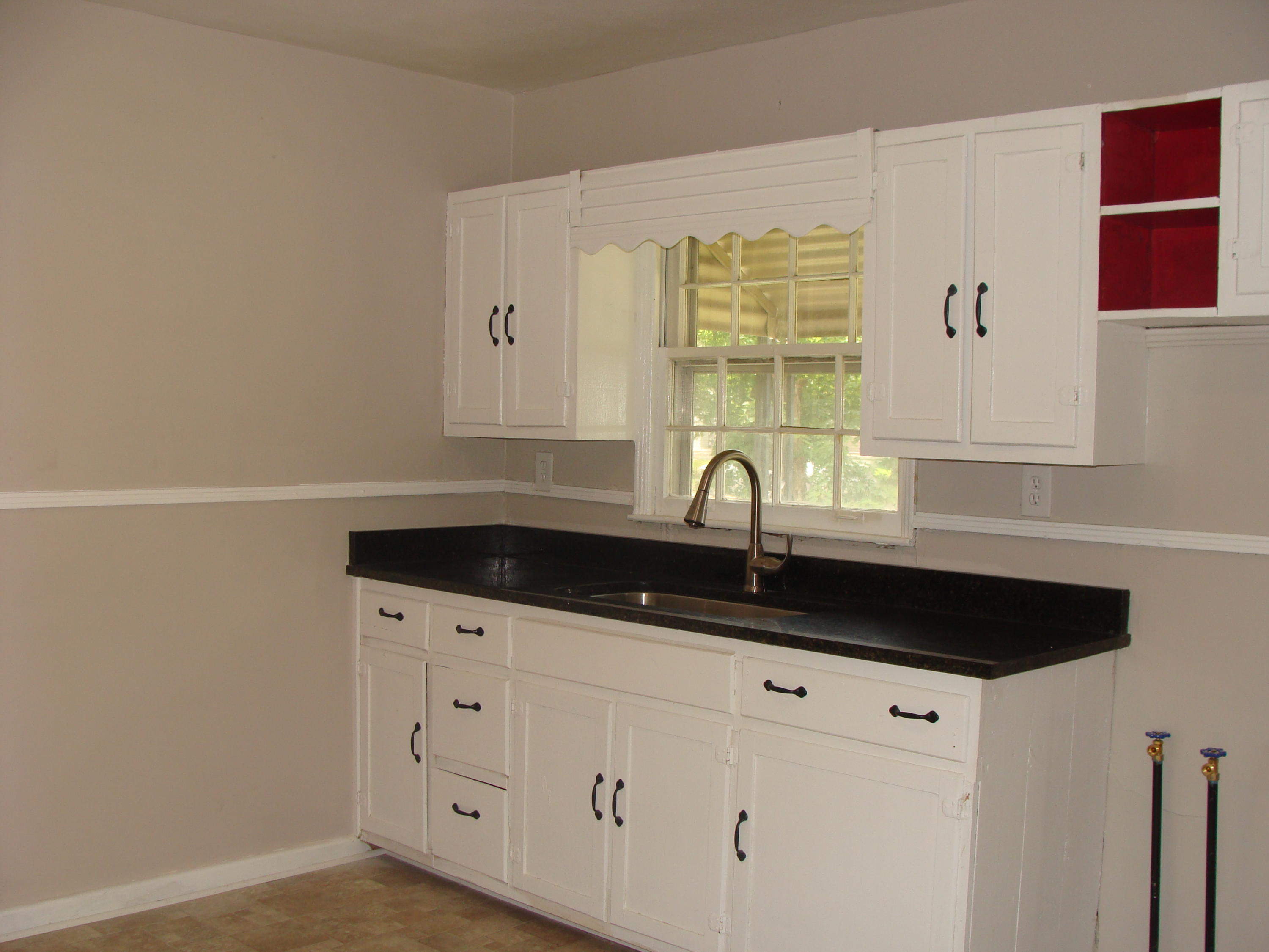 802 North Moore Road Chattanooga, TN 37411 - Photo 3 of 18 DSC08512