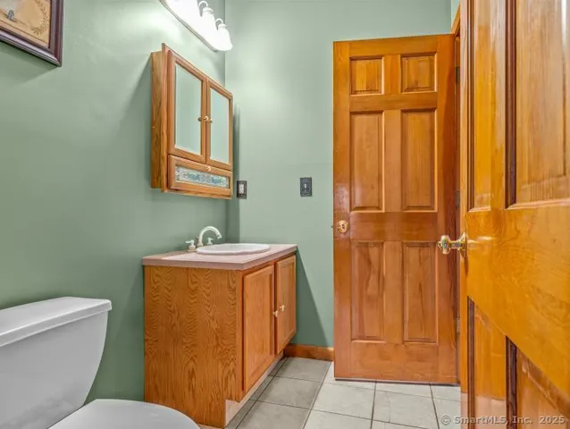 $1,224,000 | 85 Salem Road, East Haddam, CT 06415