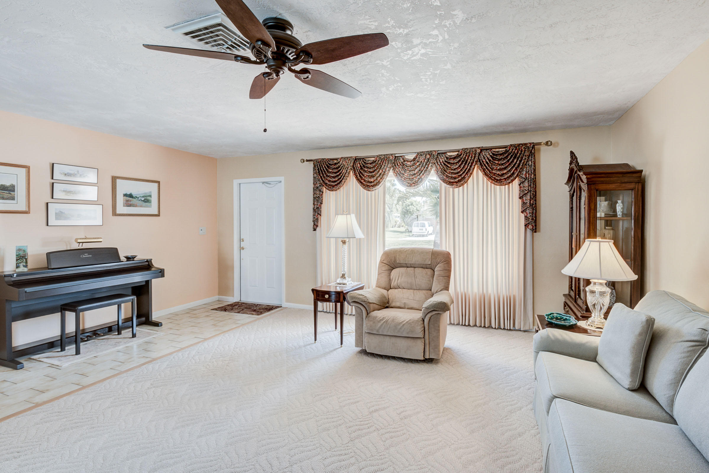 3601 Northwest 26th Avenue Boca Raton, FL 33434 - Photo 4 of 34 Living Room
