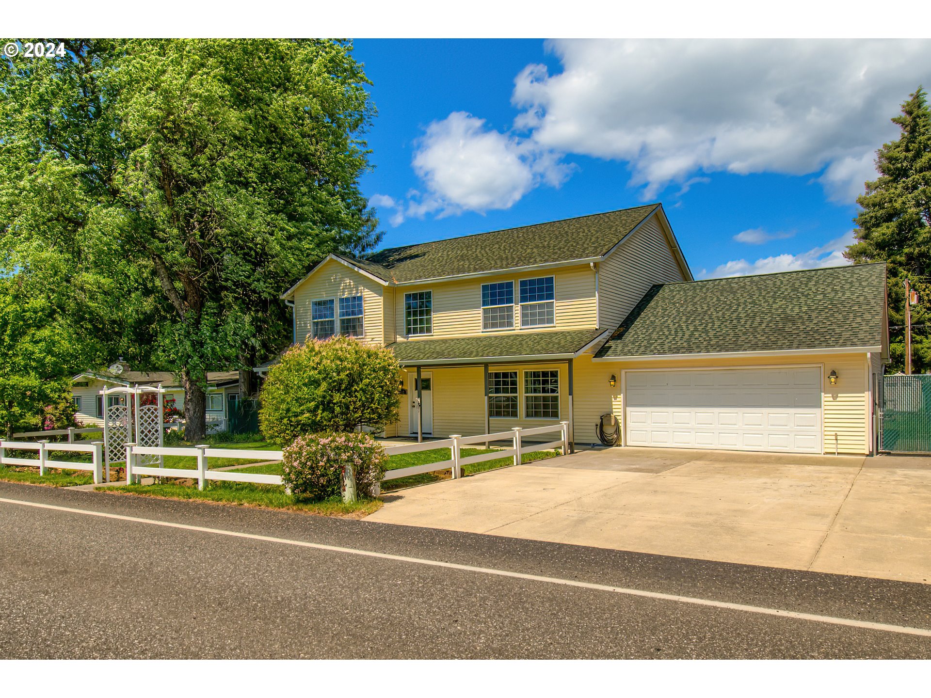 962 Smith Beckon Road Carson, WA 98610 - Photo 3 of 48 Gallery Image 3
