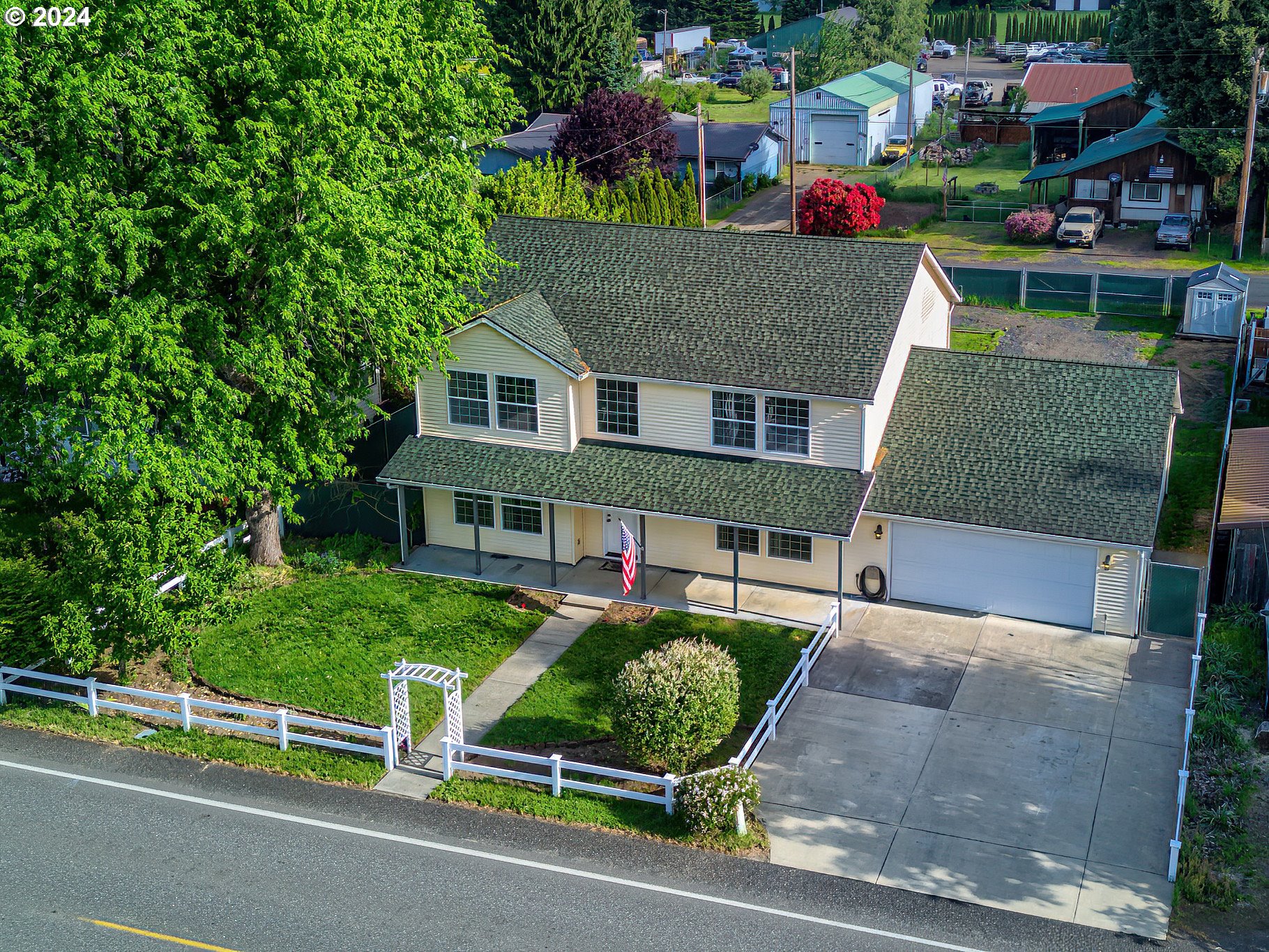 962 Smith Beckon Road Carson, WA 98610 - Photo 4 of 48 Gallery Image 4