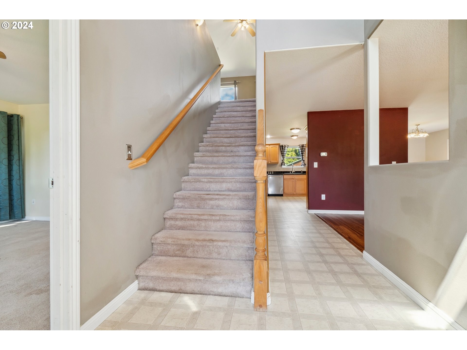 962 Smith Beckon Road Carson, WA 98610 - Photo 5 of 48 Gallery Image 5