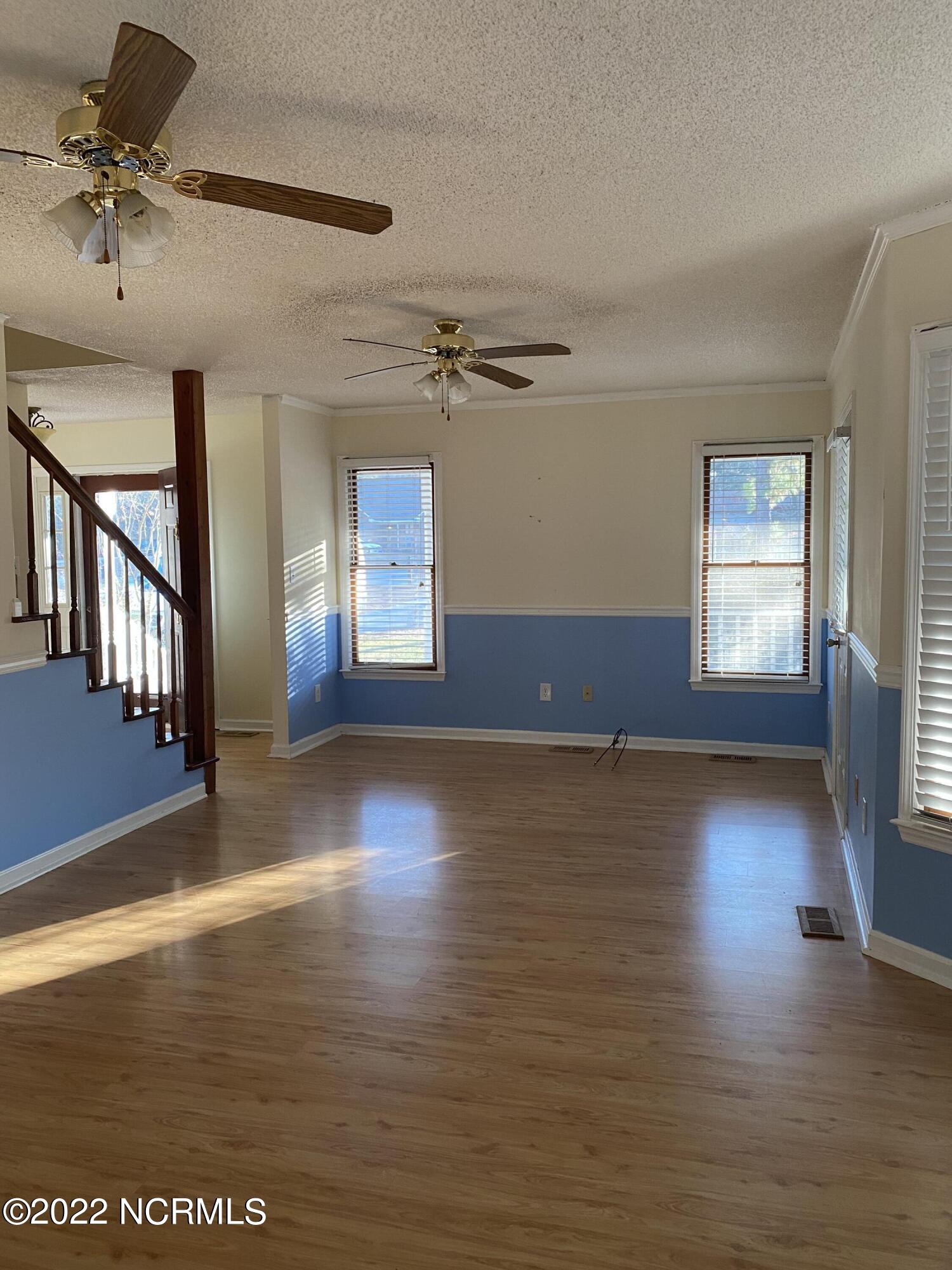 408 Hardy Road Newport, NC 28570 - Photo 8 of 28 IMG_4076
