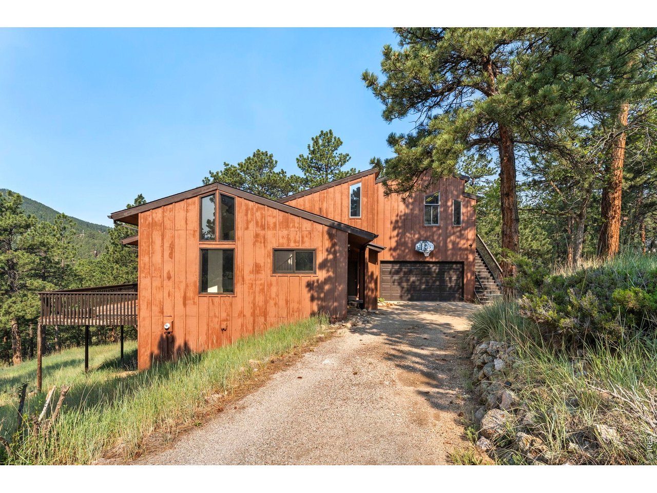 402 Broken Fence Road Boulder, CO 80302 - Photo 43 of 44 Pull through driveway