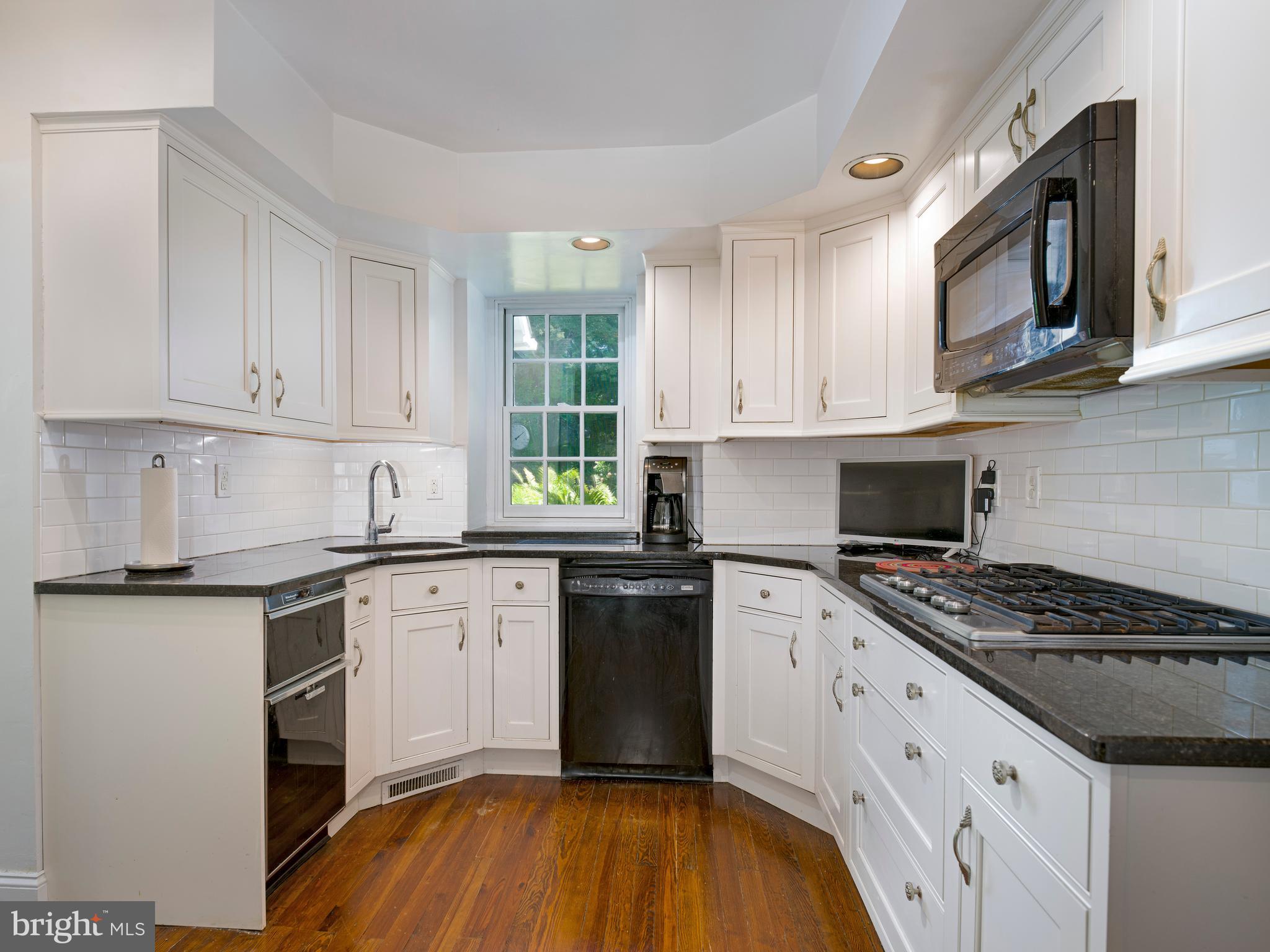 610 South Waterloo Road Devon, PA 19333 - Photo 23 of 79 Kitchen