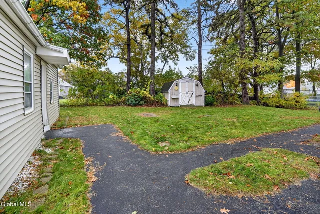 $325,000 | 2409 Edgewood Avenue, Rotterdam, NY 12306