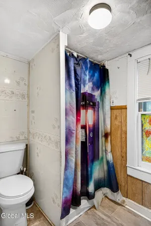 $268,000 | 2409 Edgewood Avenue, Rotterdam, NY 12306