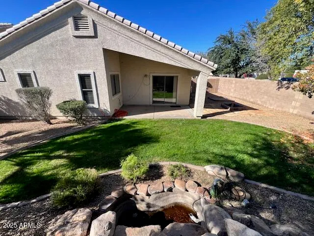 $2,050 | 10419 North 58th Drive, Glendale, AZ 85302