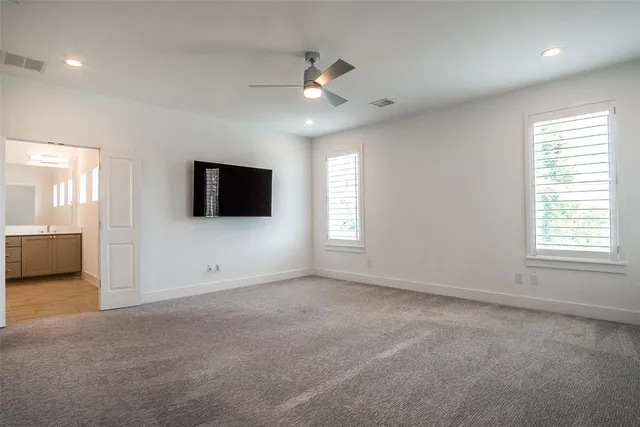 $475,000 | 2216 Scenic Bluff Drive, Fort Worth, TX 76111