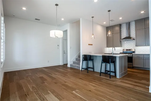 $475,000 | 2216 Scenic Bluff Drive, Fort Worth, TX 76111