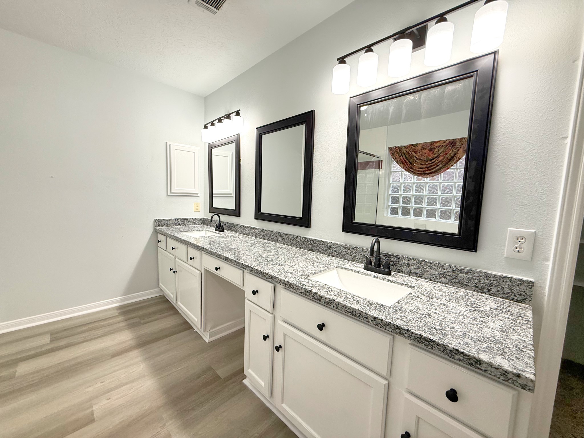 7506 Broken Arrow Street Baytown, TX 77521 - Photo 18 of 43