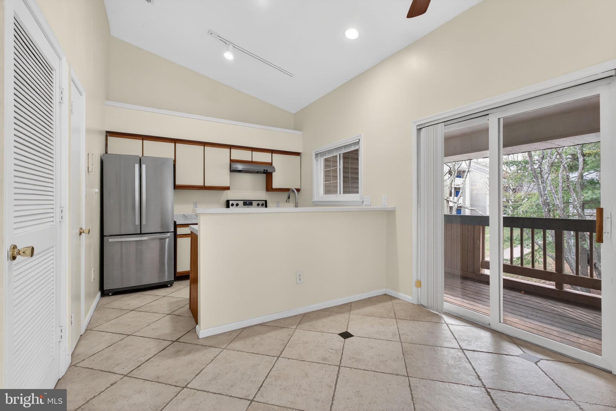 7808 Spinnaker Road, Unit 513 Laurel, MD 20707 - Photo 9 of 25