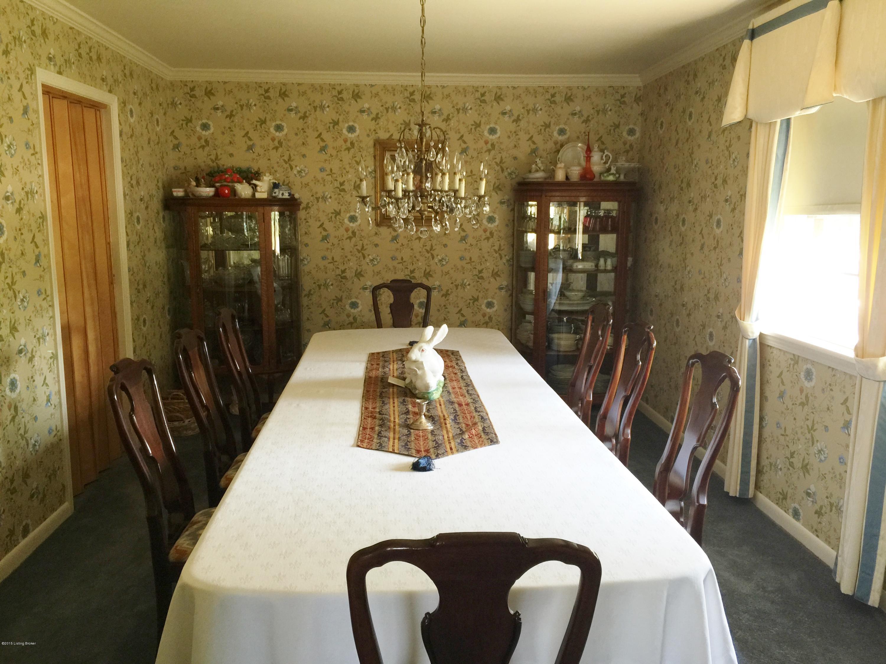 3518 Hanover Road Louisville, KY 40207 - Photo 8 of 42 Spacious Dining