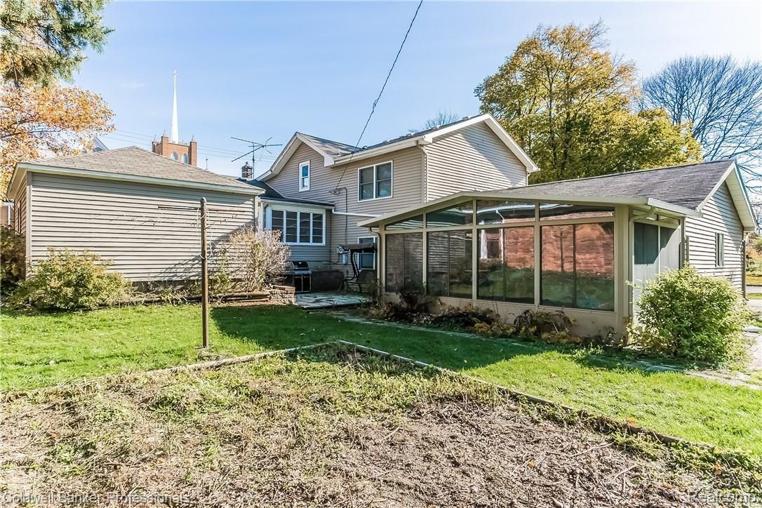 254 Benjamin Street Romeo, MI 48065 - Photo 28 of 33 028-Rear_View-3424475-large.jpg