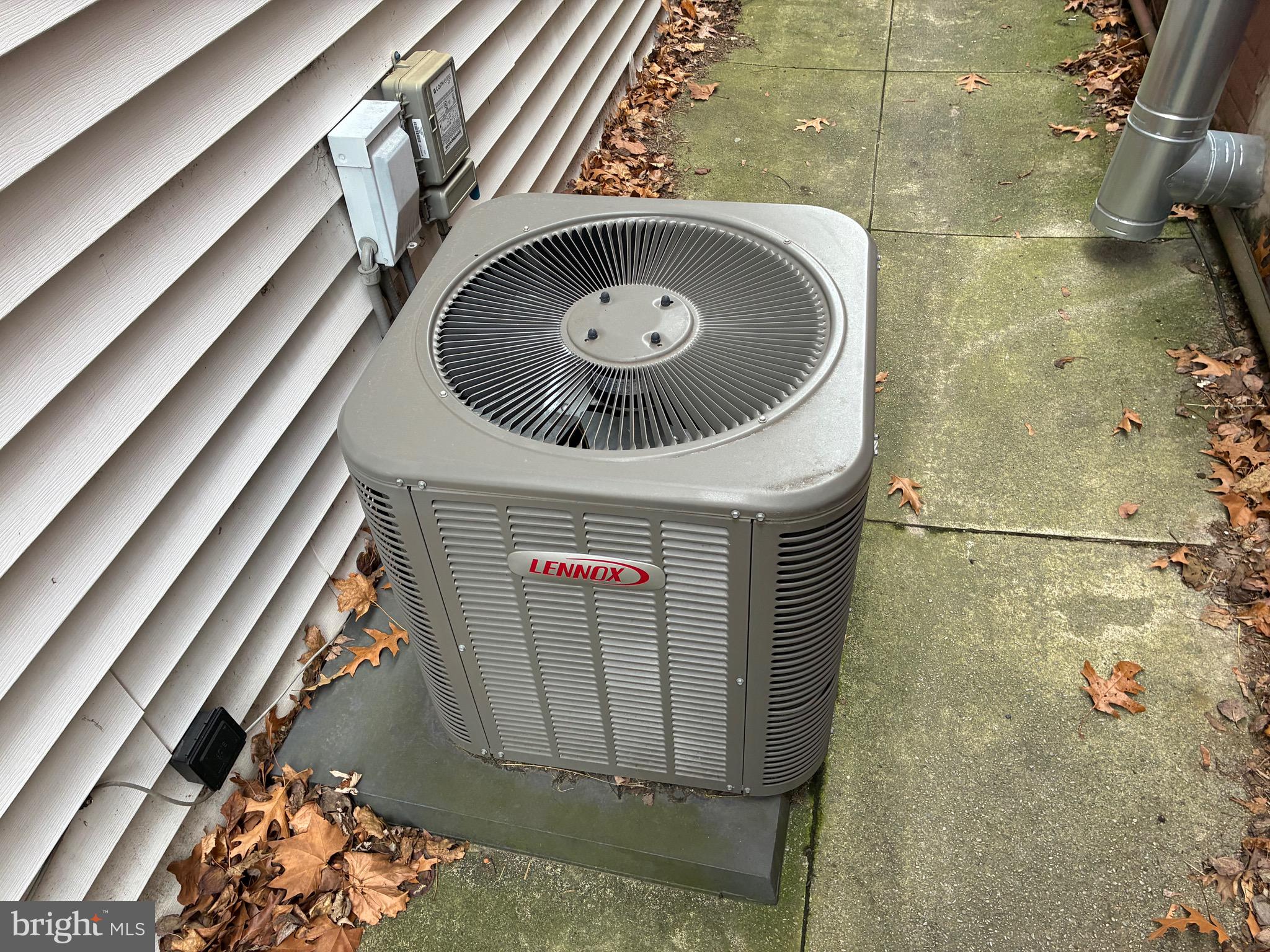 222 Main Street Denver, PA 17517 - Photo 30 of 32 a utility room with dryer and washer