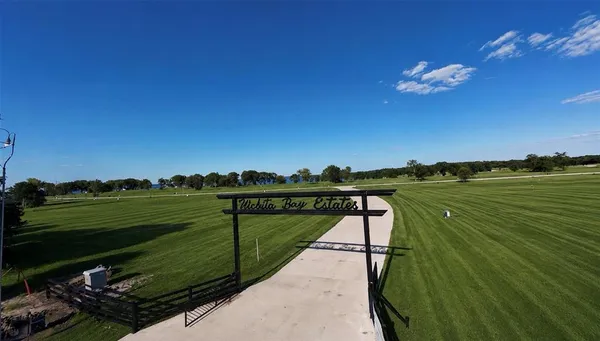 $309,000 | 421 Caro Drive, West Tawakoni, TX 75474