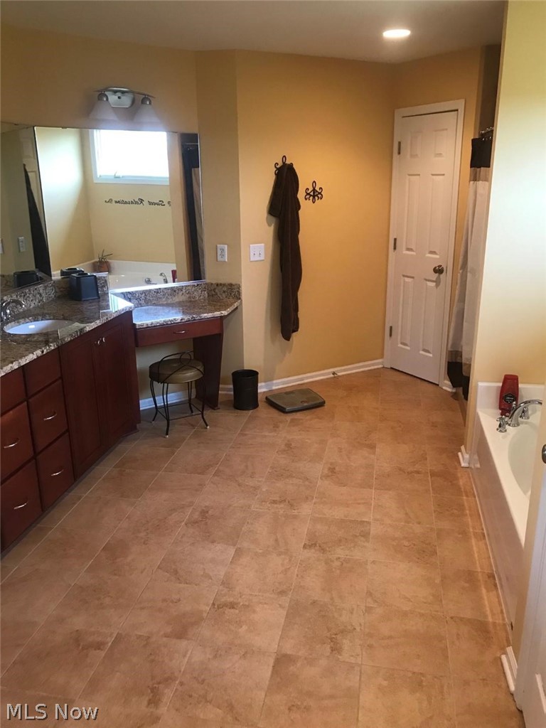 45152 Hughes Road Oberlin, OH 44074 - Photo 9 of 18 Gallery Image 9