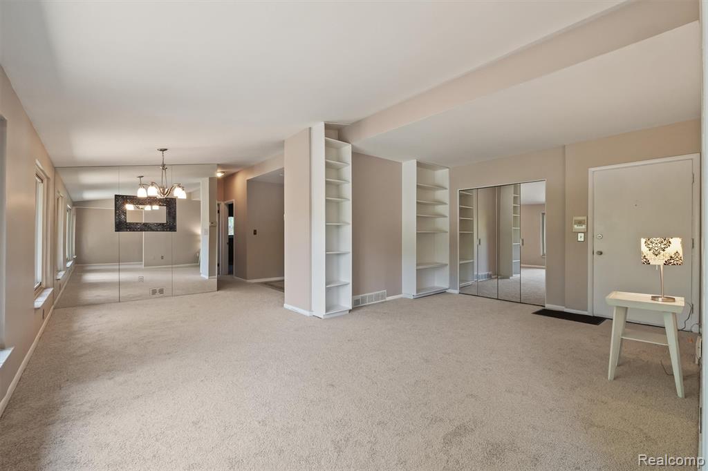 1109 Derby Road, Unit 5 Birmingham, MI 48009 - Photo 7 of 29