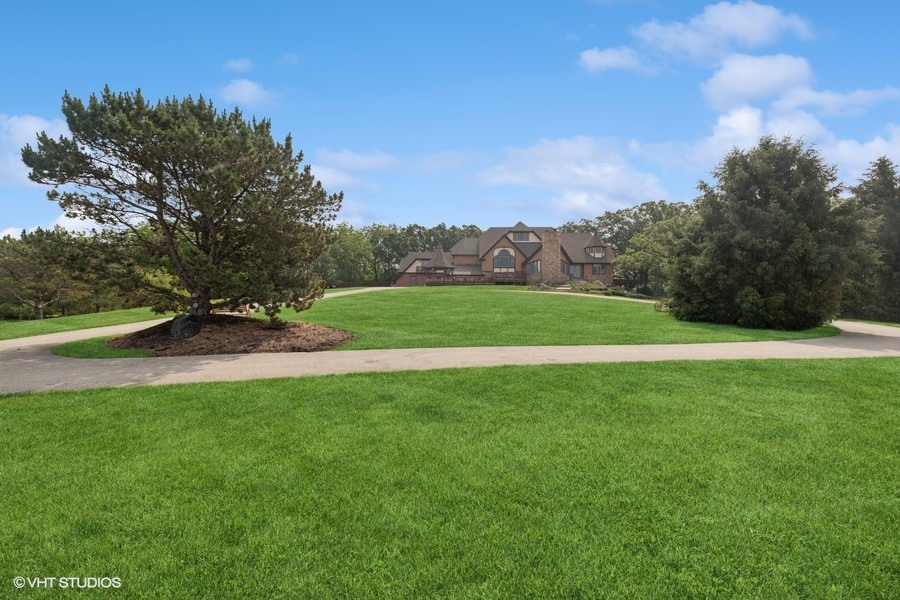 20719 Highview Road Marengo, IL 60152 - Photo 57 of 62 a view of grassy field with mountain